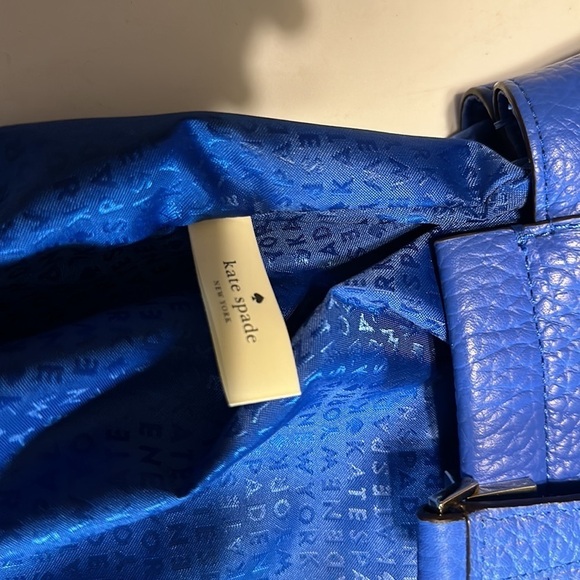 Huge Kate Spade purse. About 15.5 inches wide and about 12 inches tall Blue - Picture 7 of 9